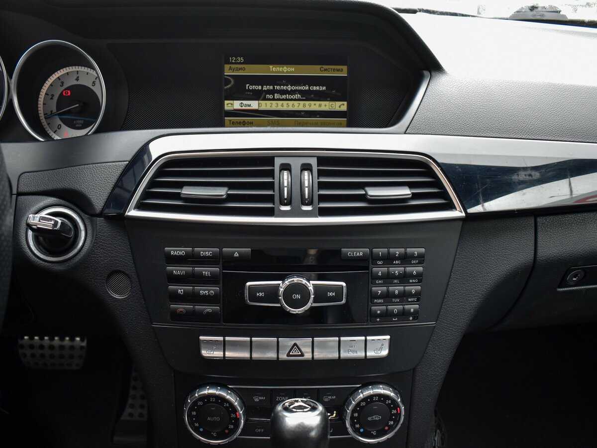 Б/У Мерседес-Бенц Ц-Класс 2011 года. Фото: #15