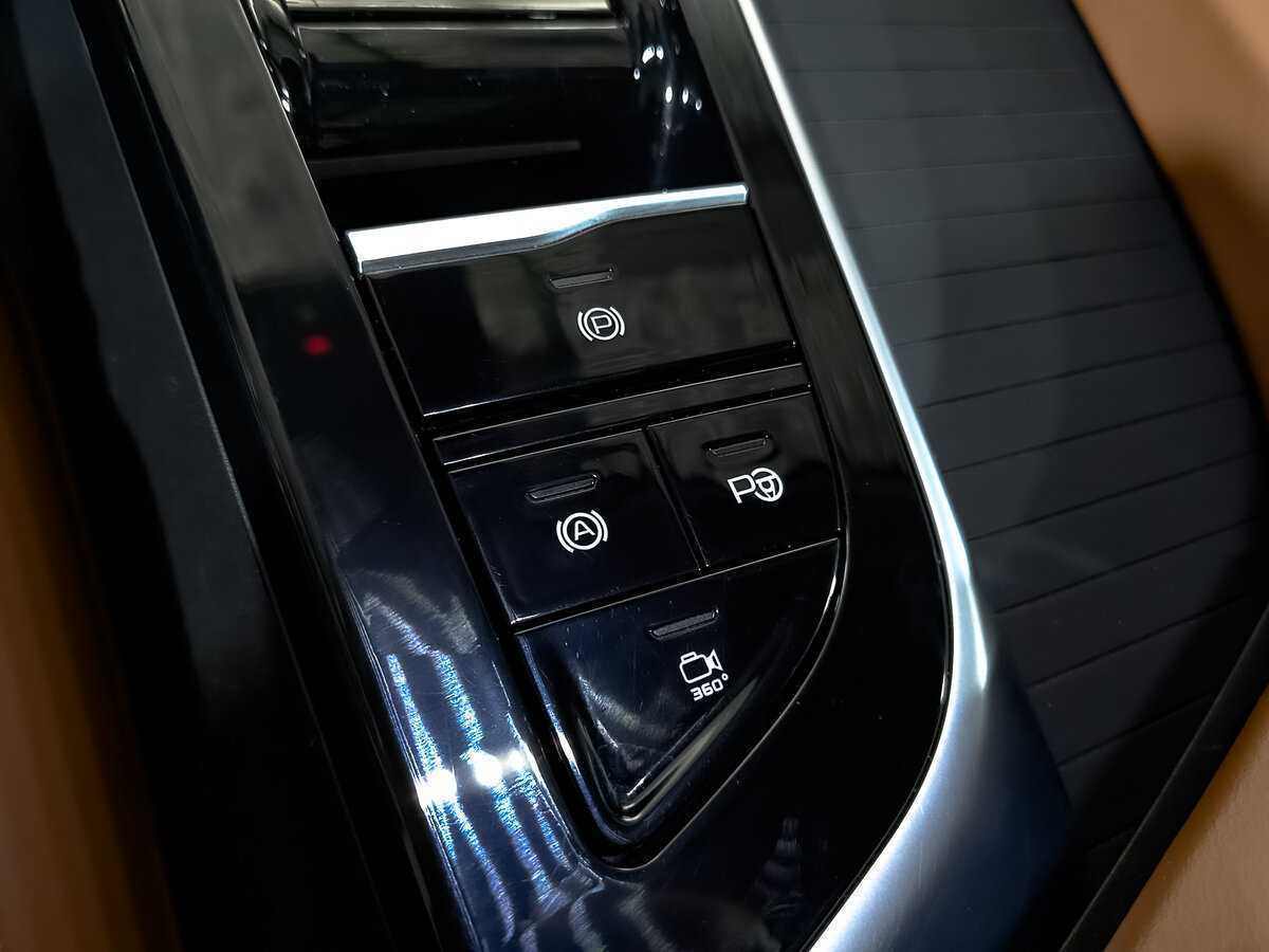 Б/У ФАВ Бестюн Б70 2023 года. Фото: #24