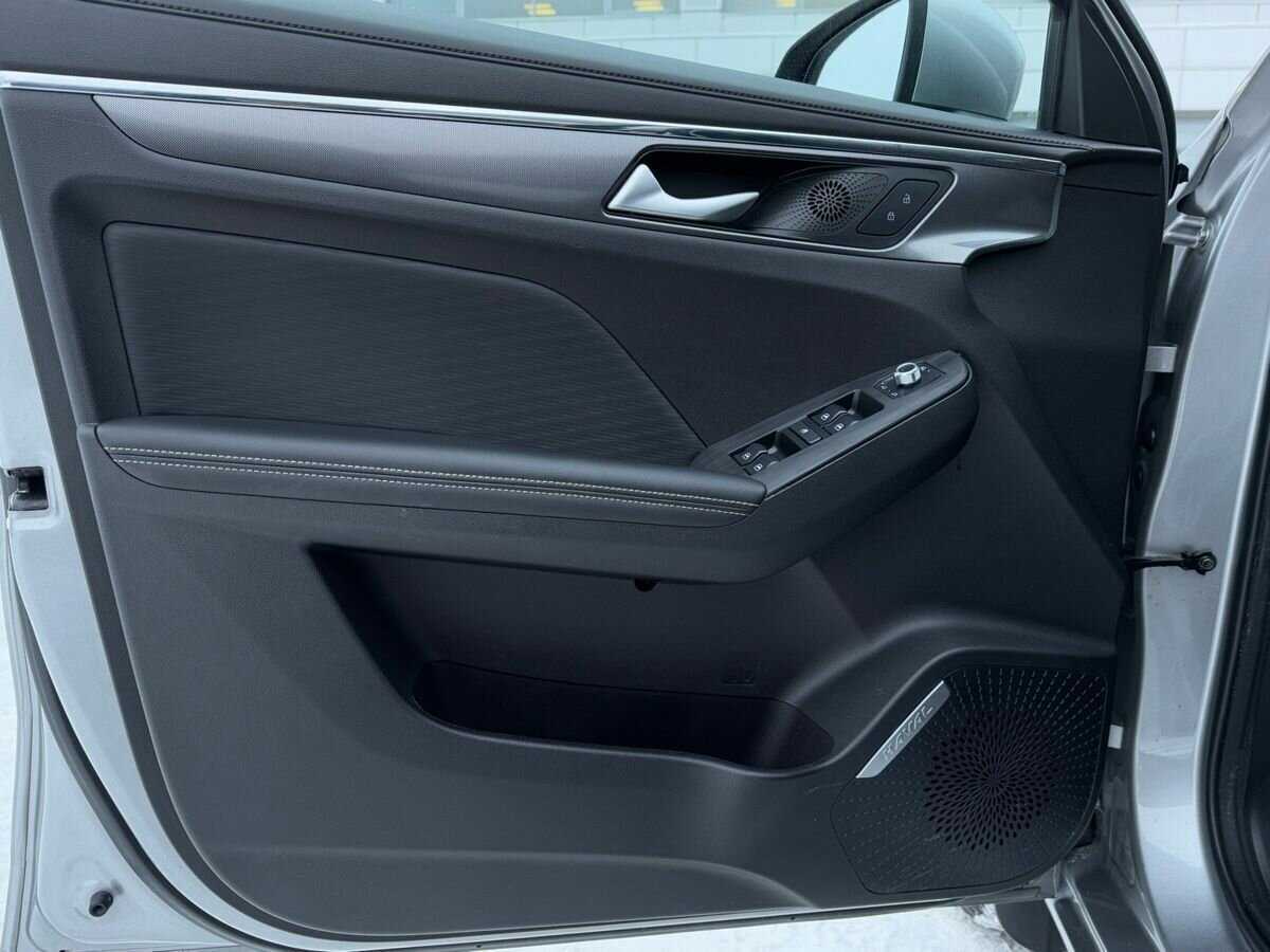 Б/У Хавал Джолион 2023 года. Фото: #11