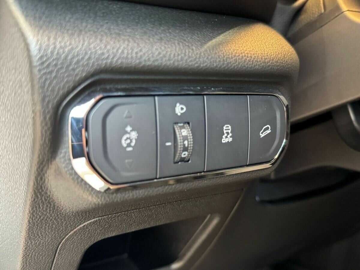 Б/У Хавал Джолион 2023 года. Фото: #16