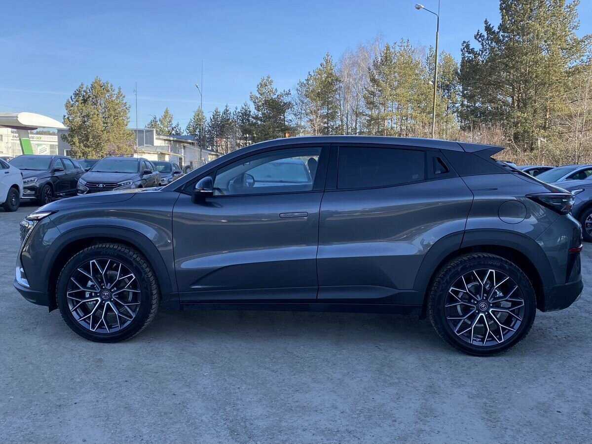 Б/У Чанган УНИ-Т 2023 года. Фото: #4