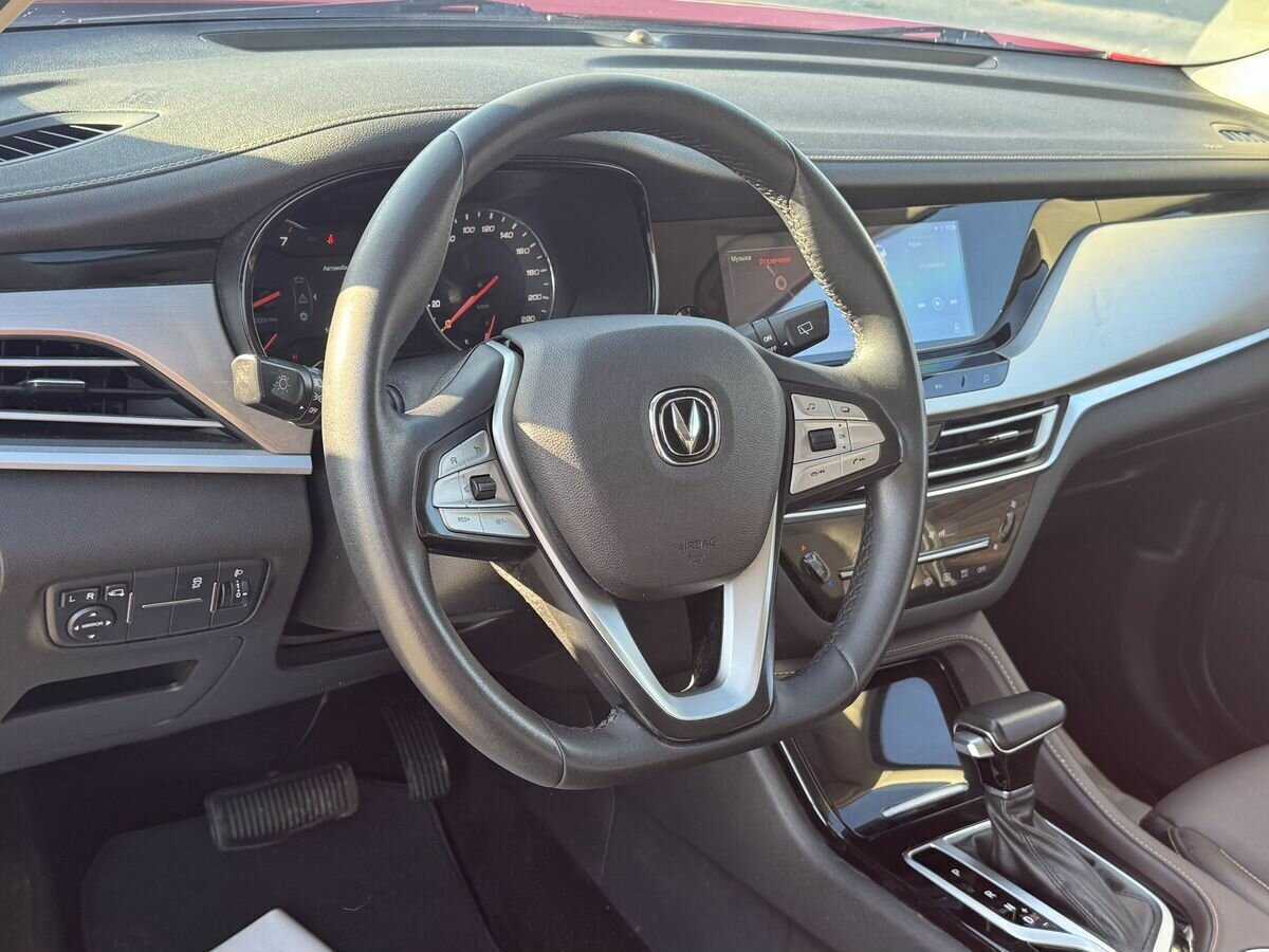 Б/У Чанган CS35 Plus 2019 года. Фото: #6