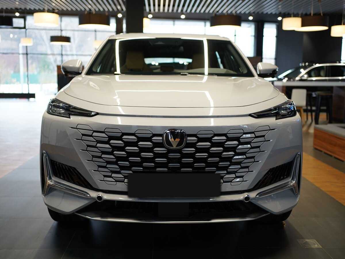 Б/У Чанган УНИ-К 2023 года. Фото: #1