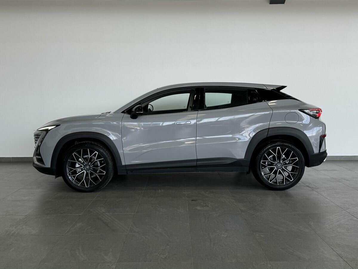 Б/У Чанган УНИ-Т 2023 года. Фото: #2