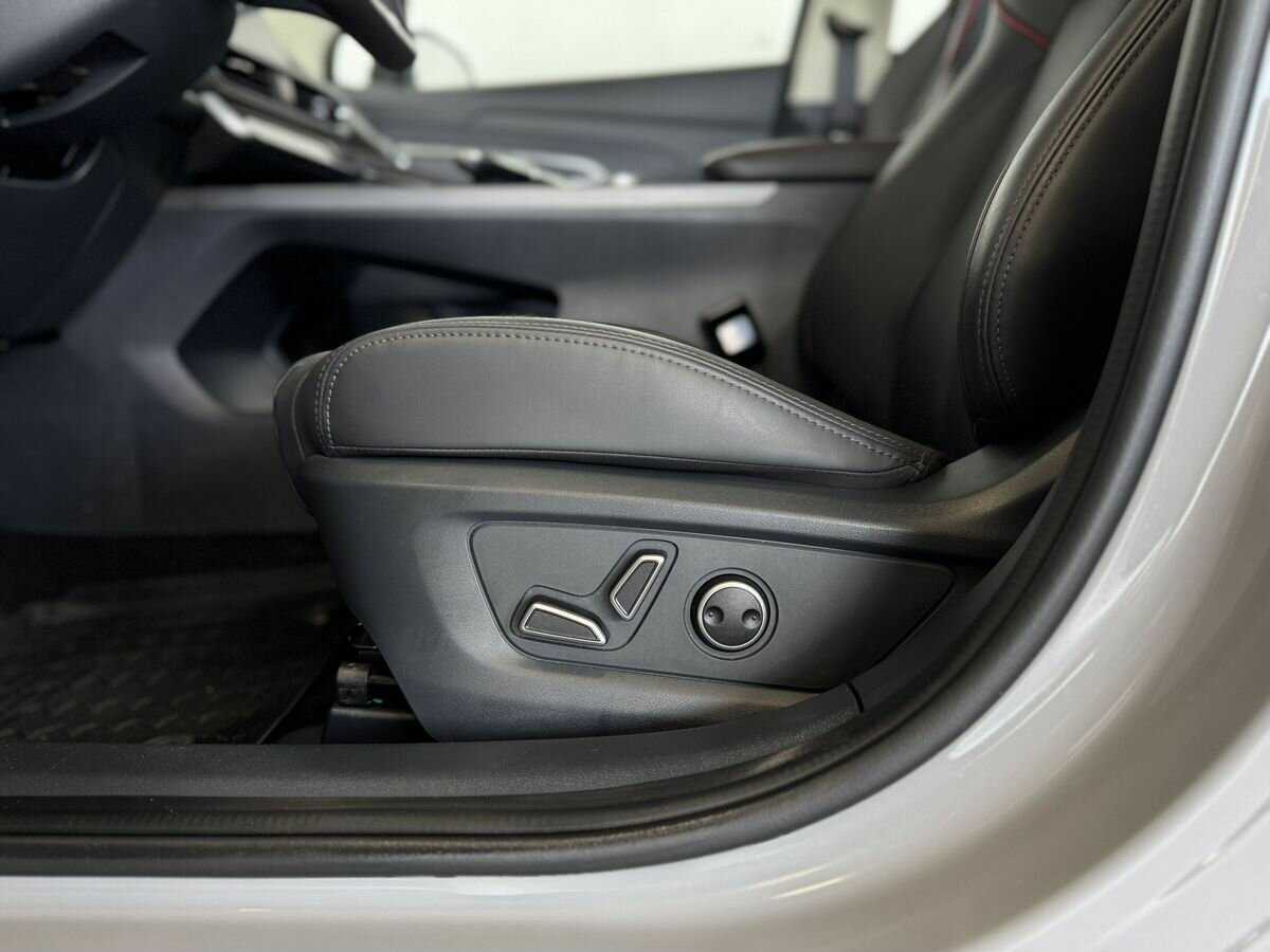 Б/У Чанган УНИ-Т 2023 года. Фото: #18