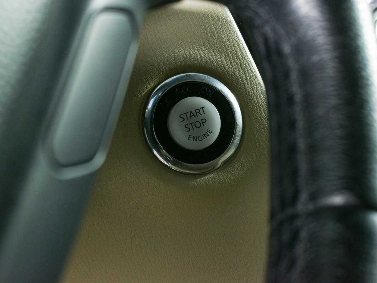 Б/У Инфинити К-Икс50 2016 года. Фото: #14