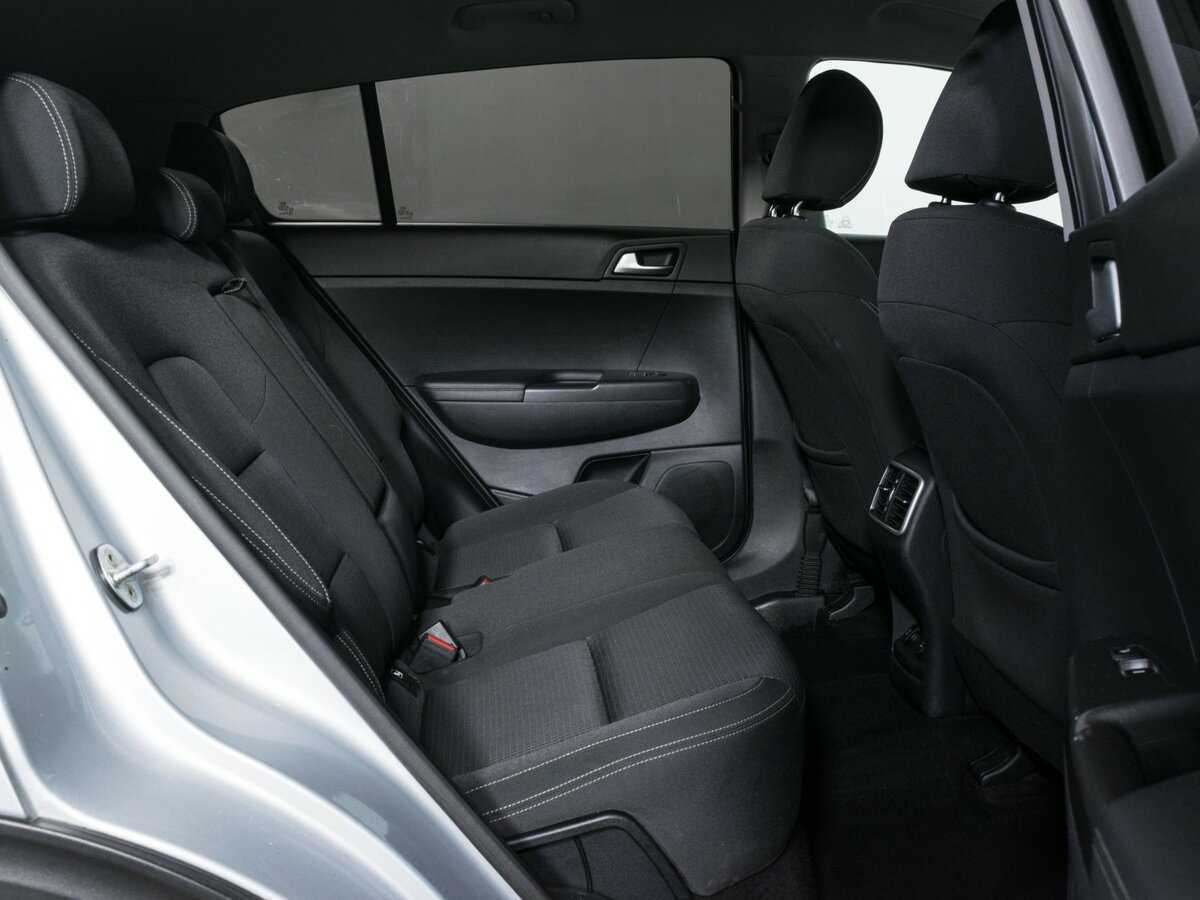 Б/У Киа Спортейдж 2016 года. Фото: #9