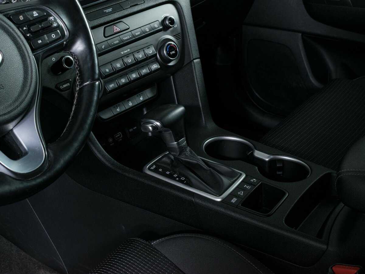 Б/У Киа Спортейдж 2016 года. Фото: #12