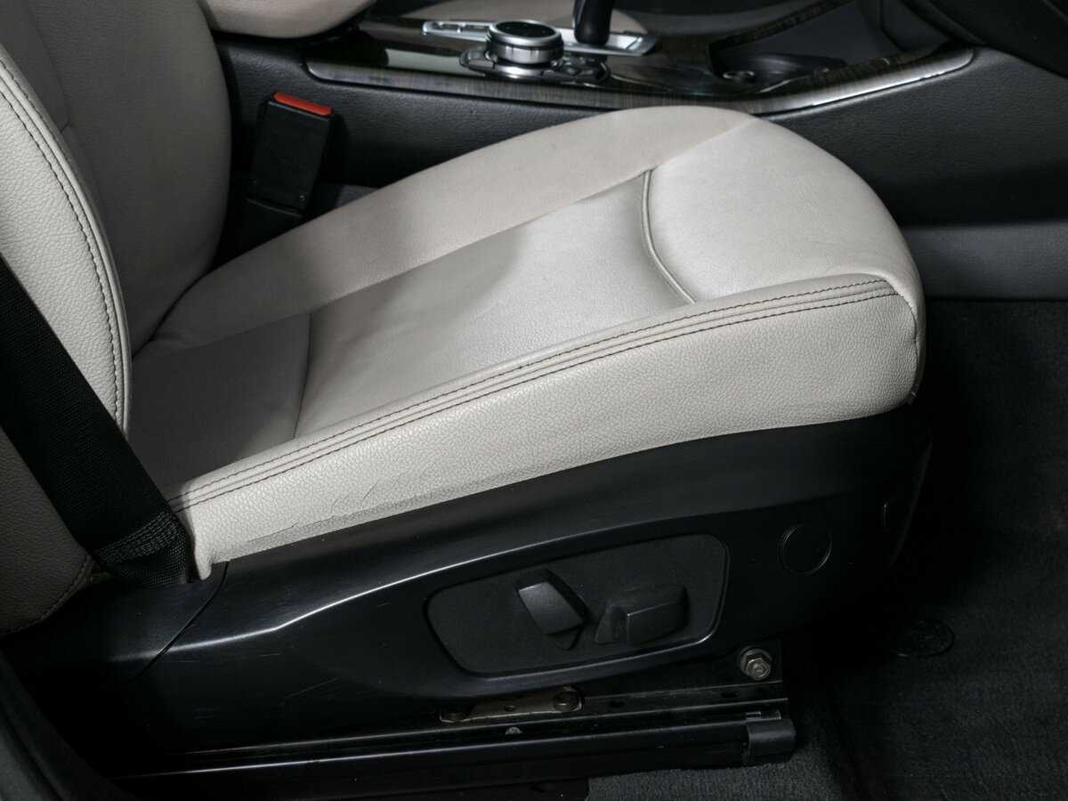 Б/У БМВ Икс3 2012 года. Фото: #15