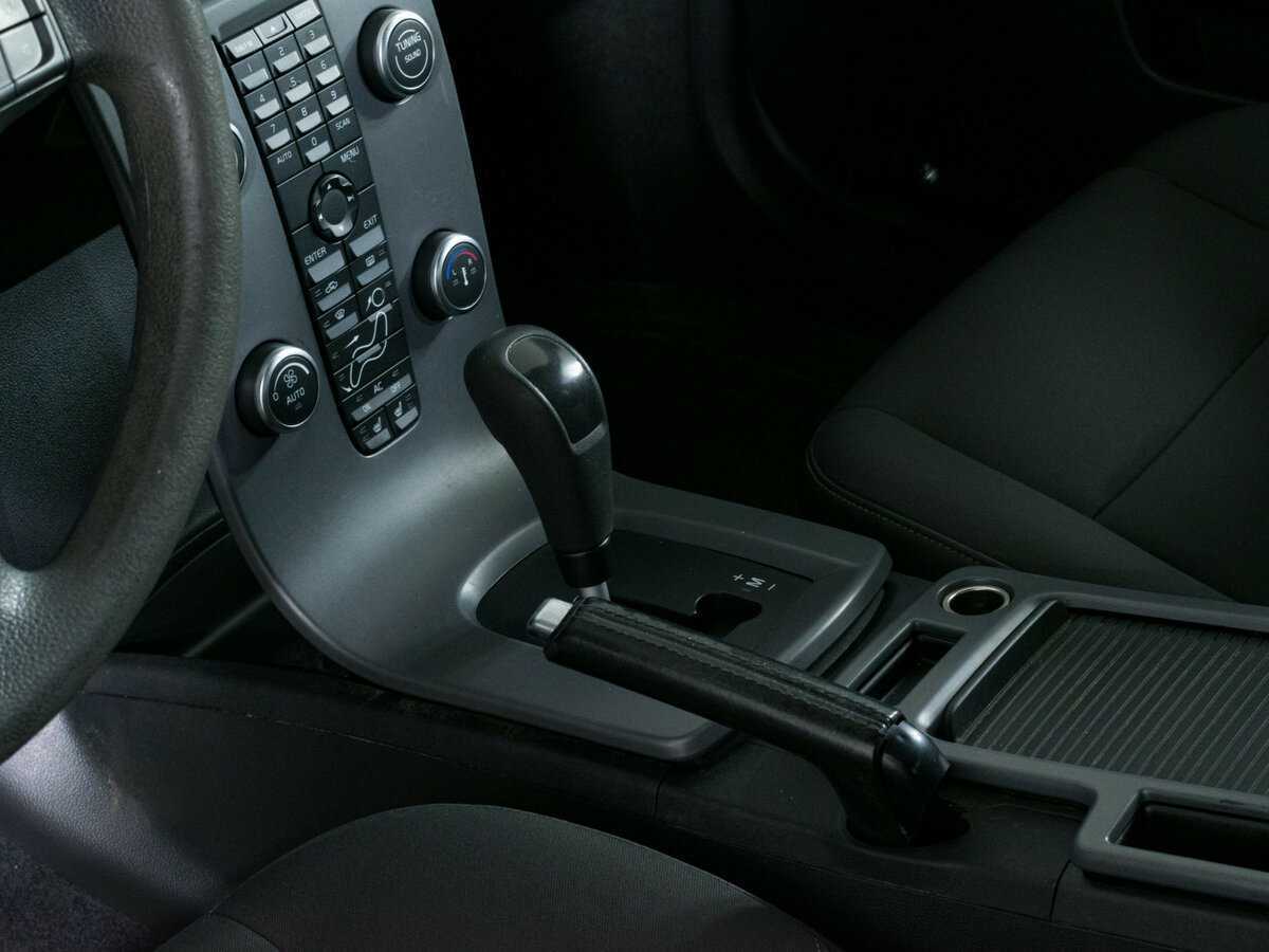 Б/У Вольво С40 2011 года. Фото: #10