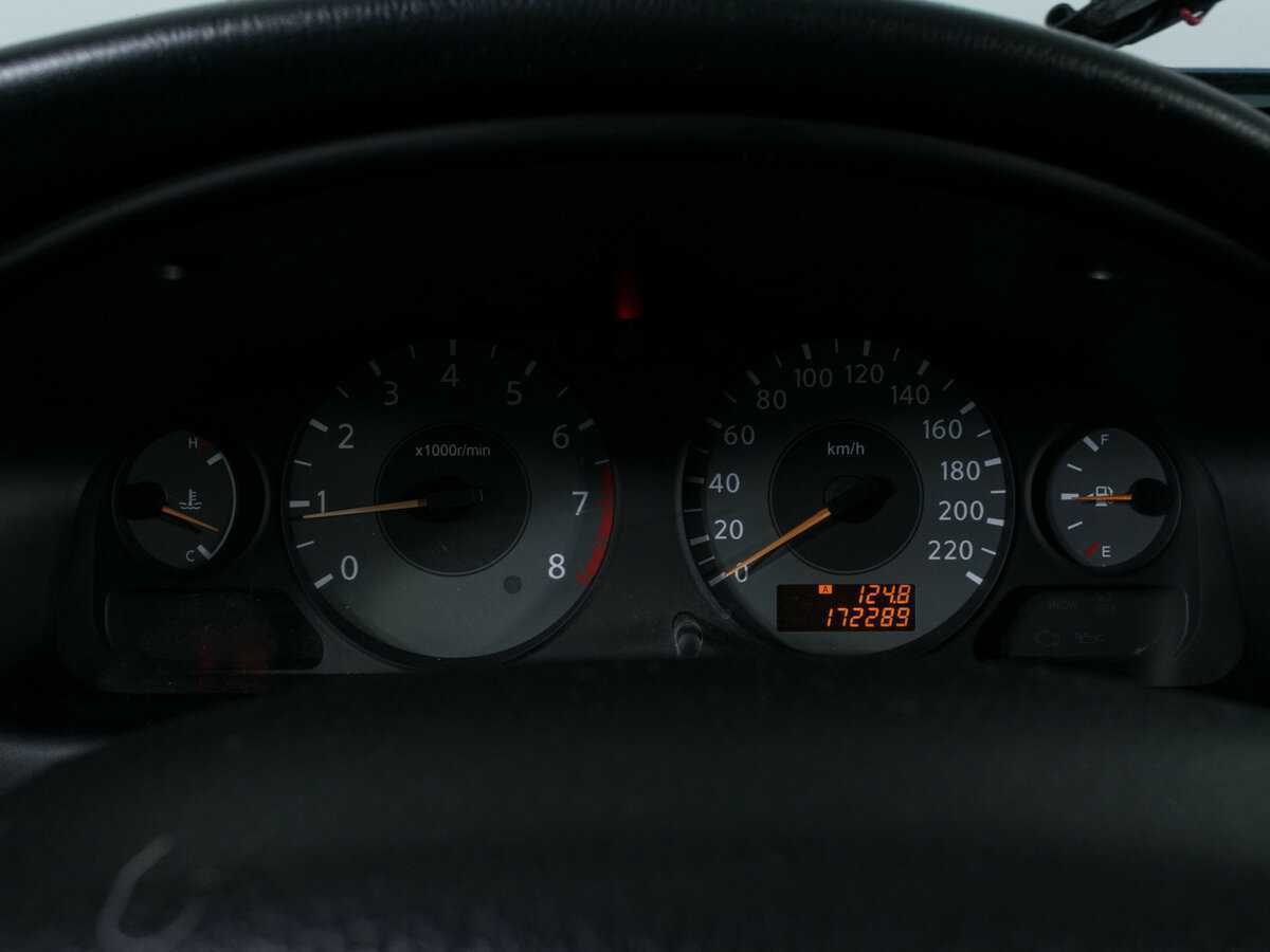 Б/У Ниссан Альмера Классик 2006 года. Фото: #9