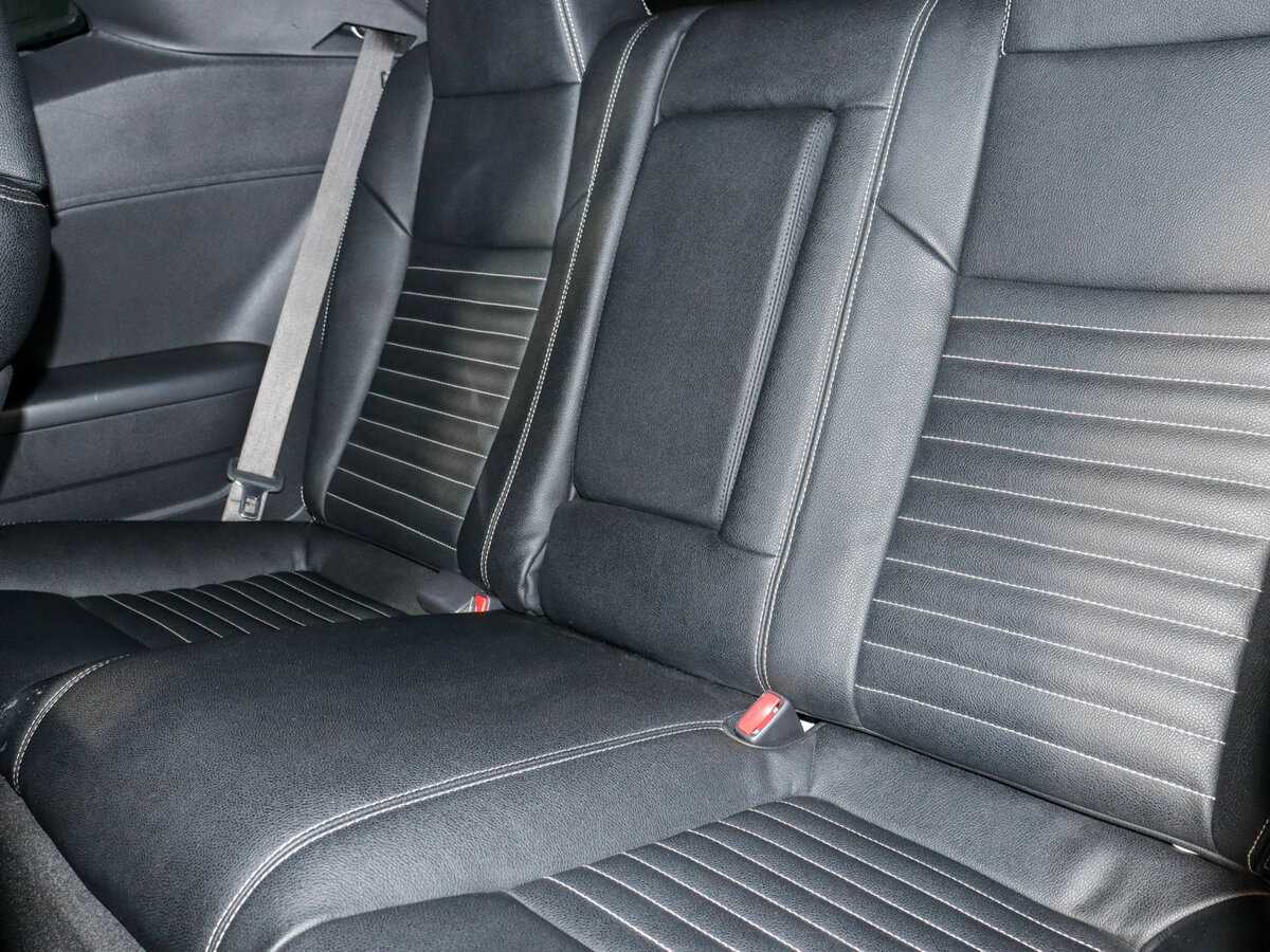 Б/У Додж Челленджер 2013 года. Фото: #6