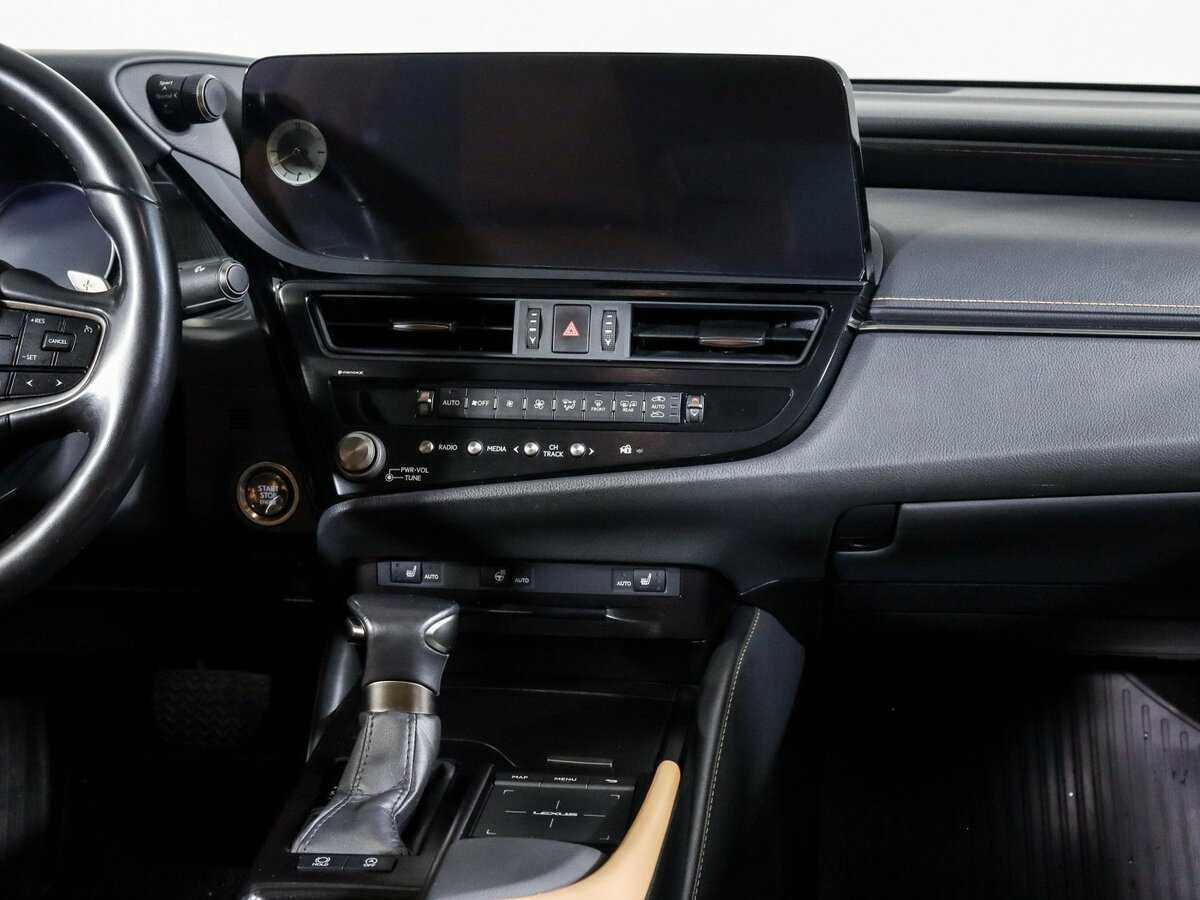 Б/У Лексус ЕС 2021 года. Фото: #12