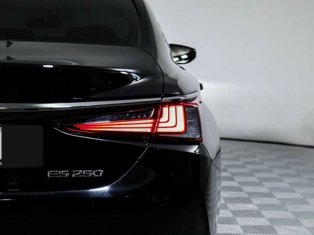 Б/У Лексус ЕС 2021 года. Фото: #20