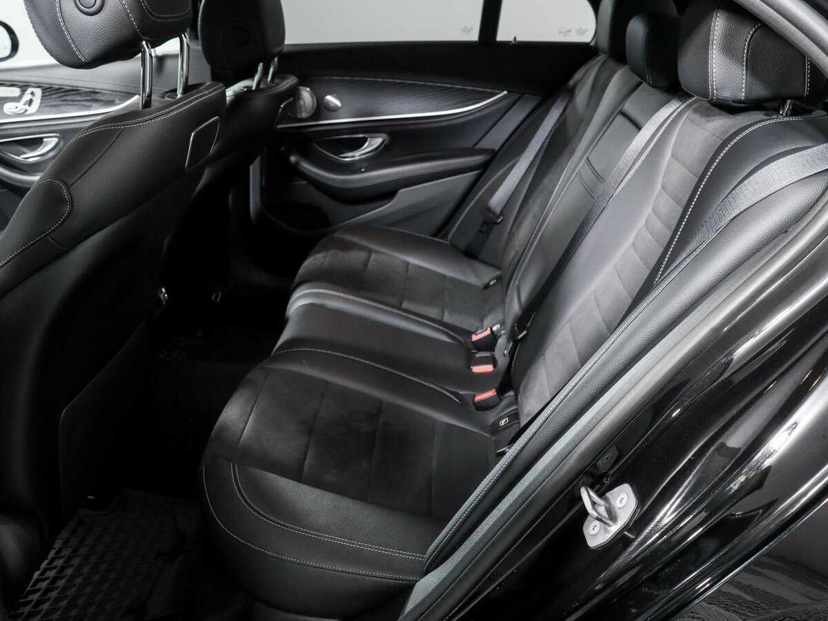 Б/У Мерседес-Бенц Е-Класс 2018 года. Фото: #6