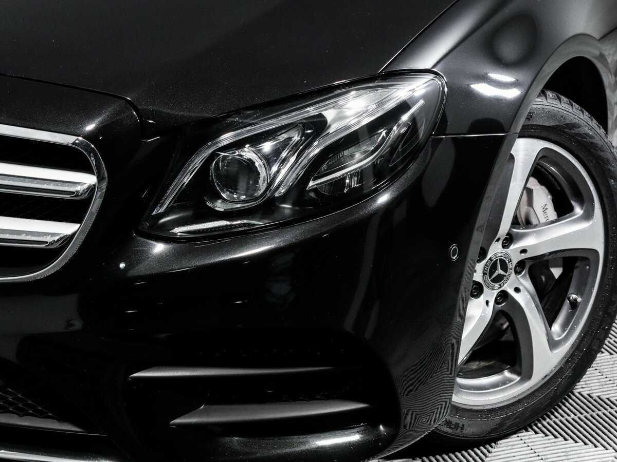 Б/У Мерседес-Бенц Е-Класс 2018 года. Фото: #13