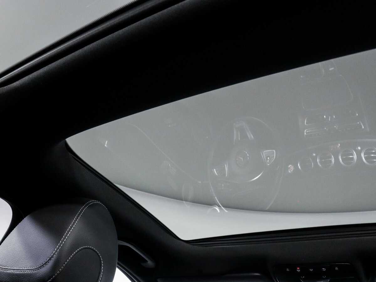 Б/У Мерседес-Бенц Е-Класс 2018 года. Фото: #16