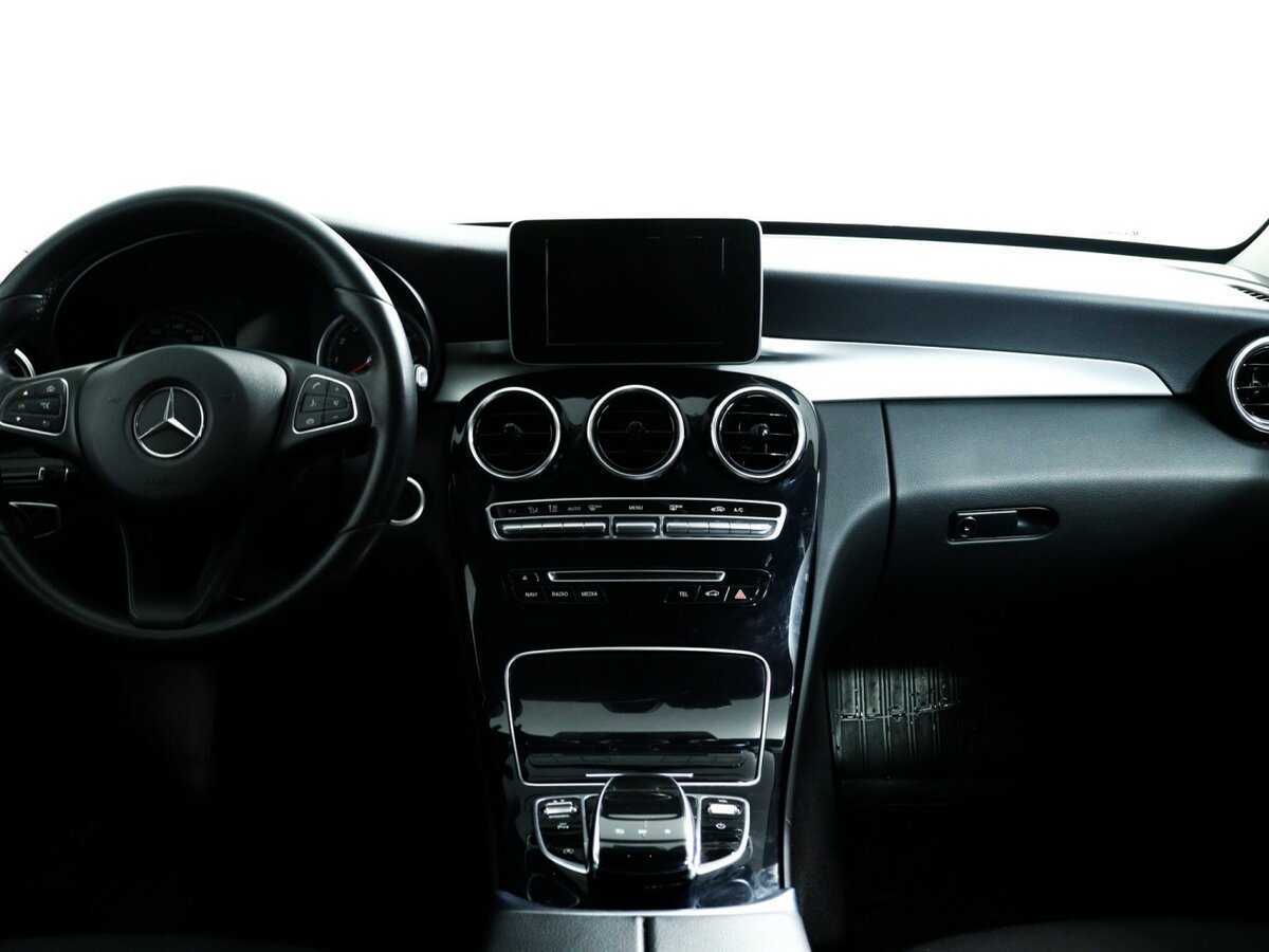 Б/У Мерседес-Бенц Ц-Класс 2017 года. Фото: #19