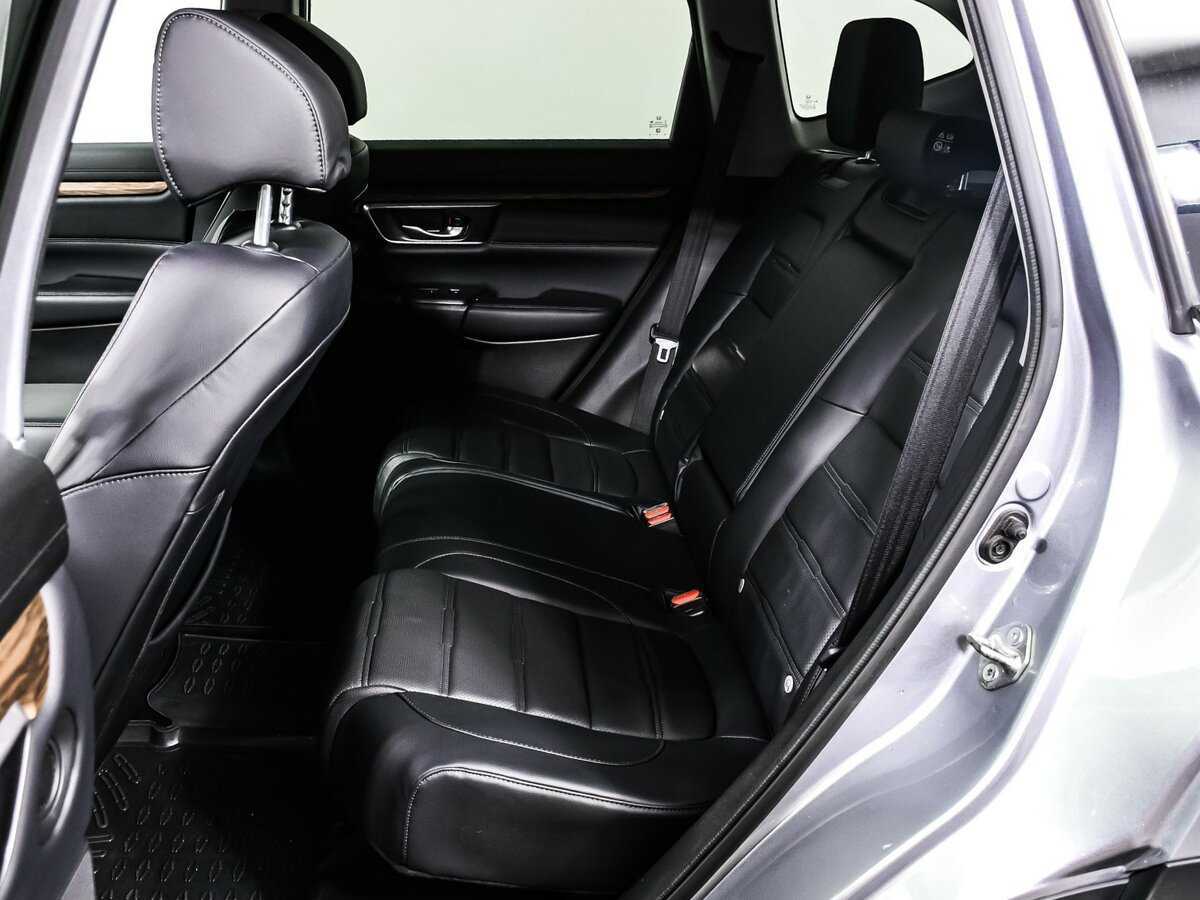 Б/У Хонда ЦР-В 2018 года. Фото: #12