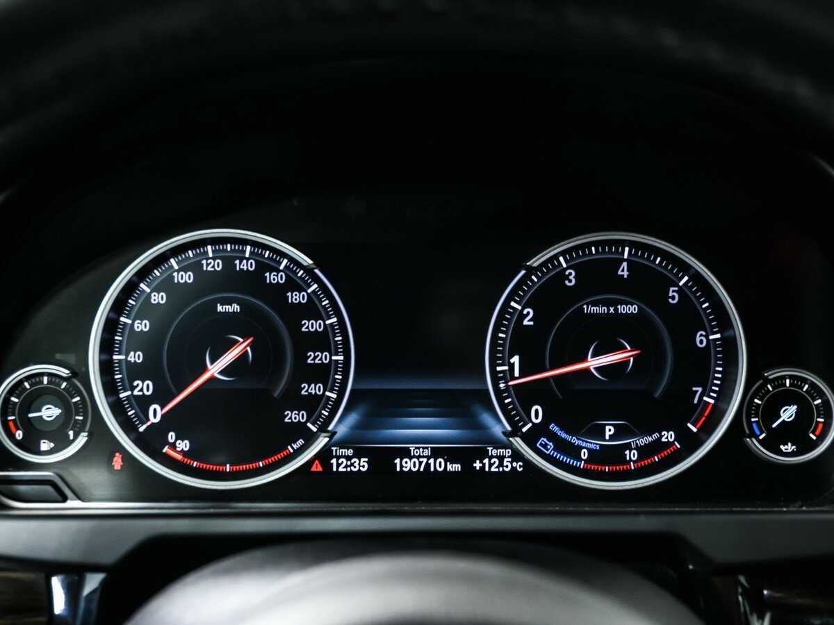 Б/У БМВ Икс6 2014 года. Фото: #9