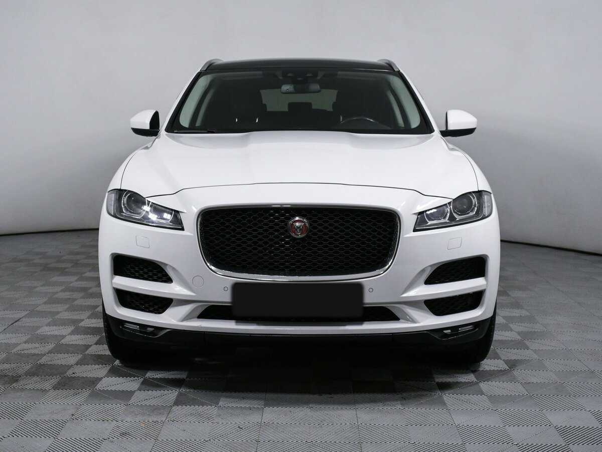 Б/У Ягуар Ф-Пэйс 2017 года. Фото: #1