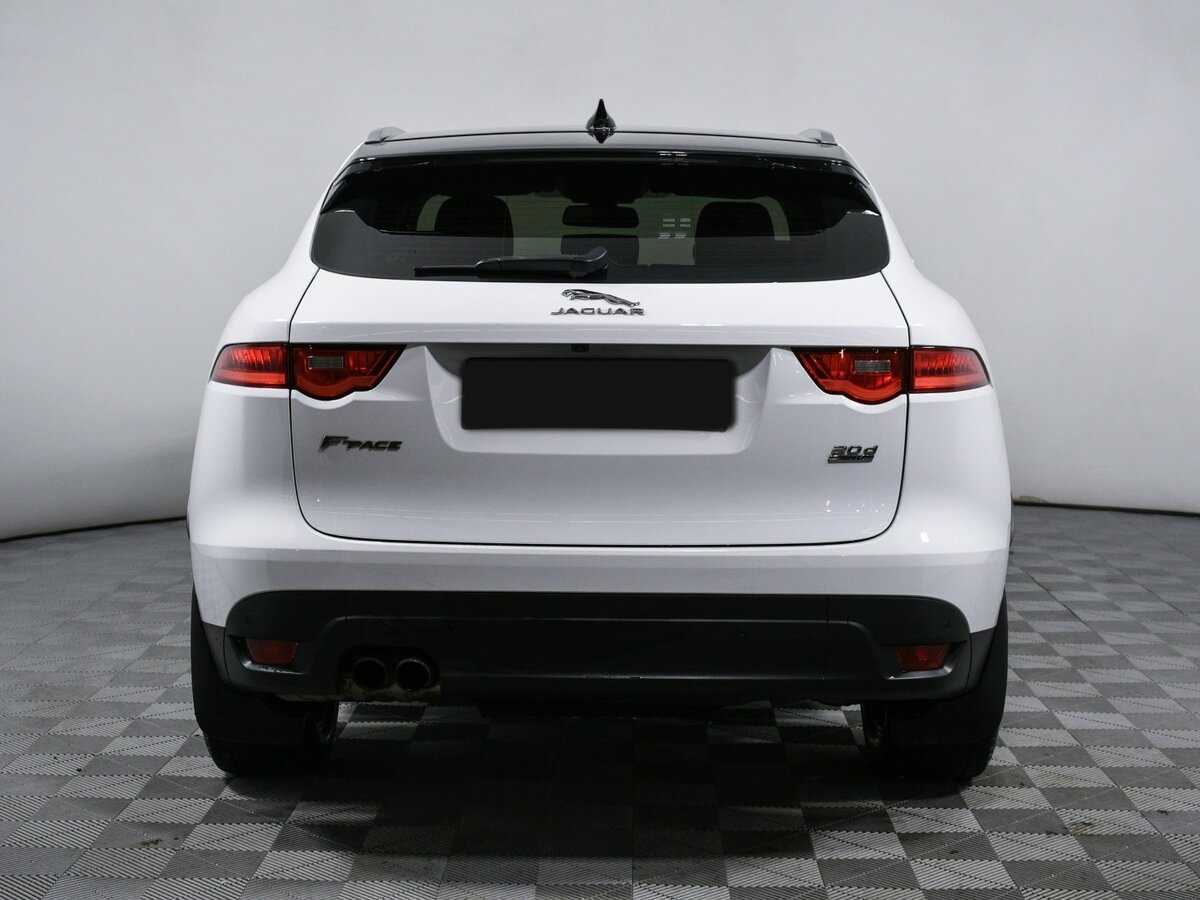 Б/У Ягуар Ф-Пэйс 2017 года. Фото: #4