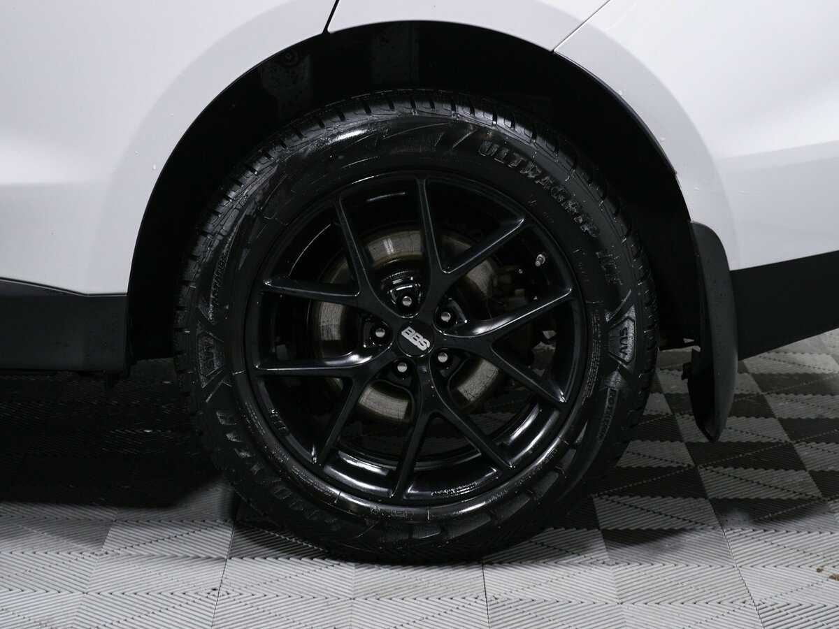 Б/У Ягуар Ф-Пэйс 2017 года. Фото: #12