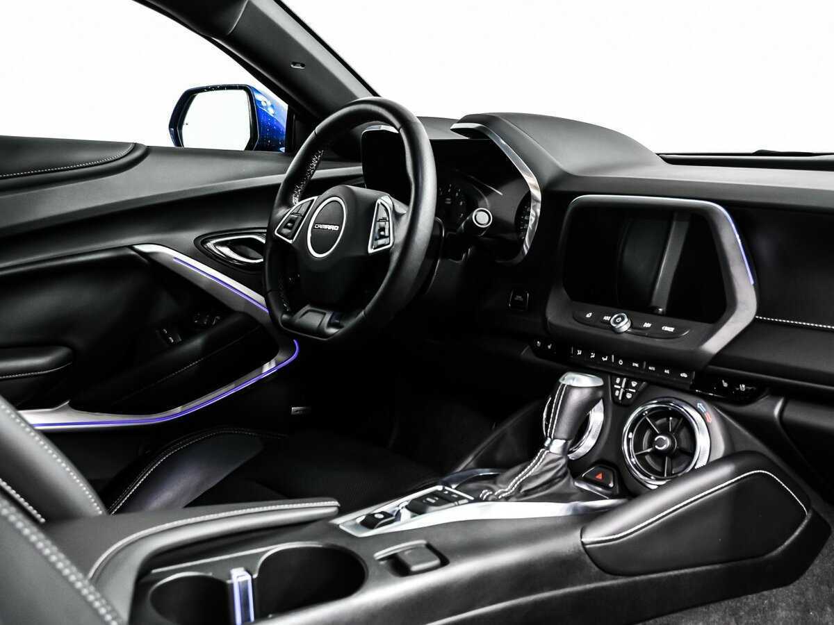 Б/У Шевроле Камаро 2018 года. Фото: #8