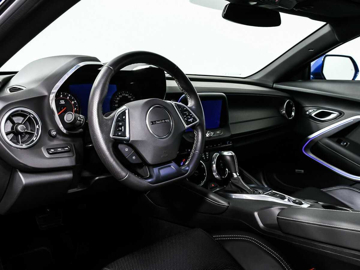 Б/У Шевроле Камаро 2018 года. Фото: #11