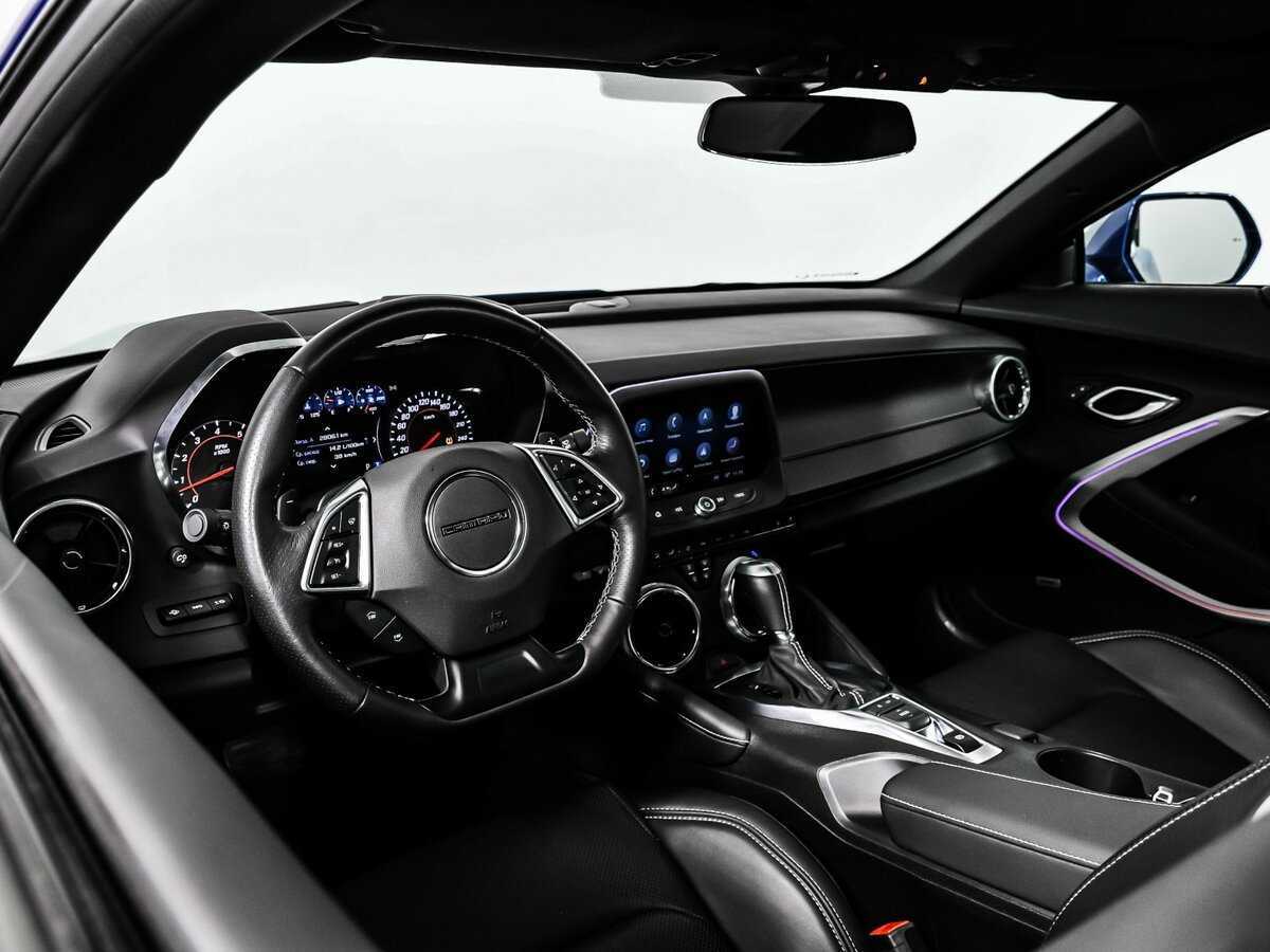 Б/У Шевроле Камаро 2018 года. Фото: #19