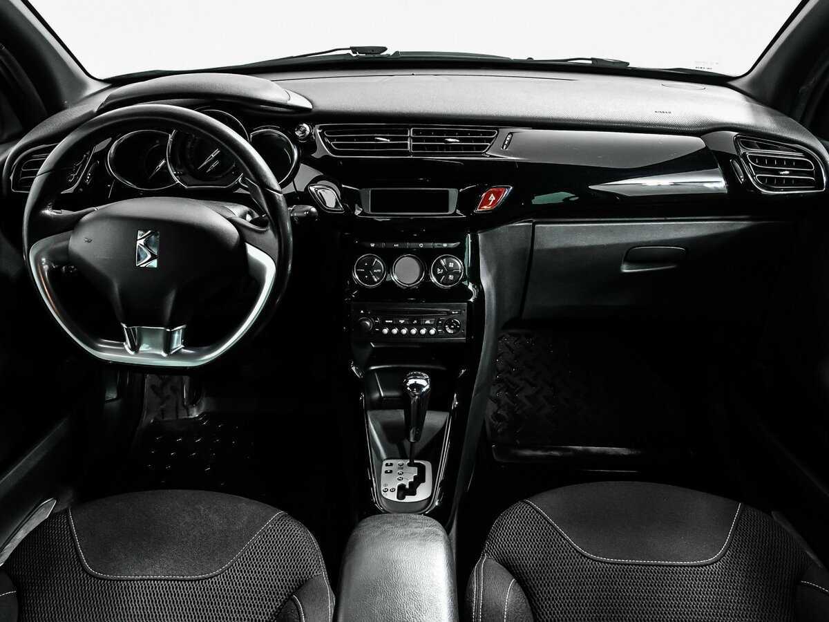 Б/У Ситроен ДС3 2012 года. Фото: #10