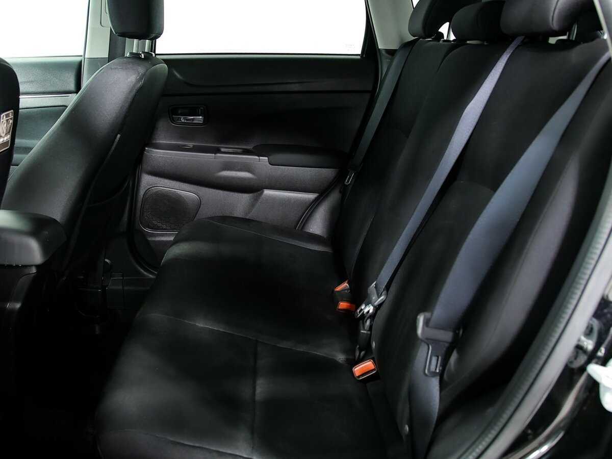 Б/У Митсубиши АС-Икс 2014 года. Фото: #12