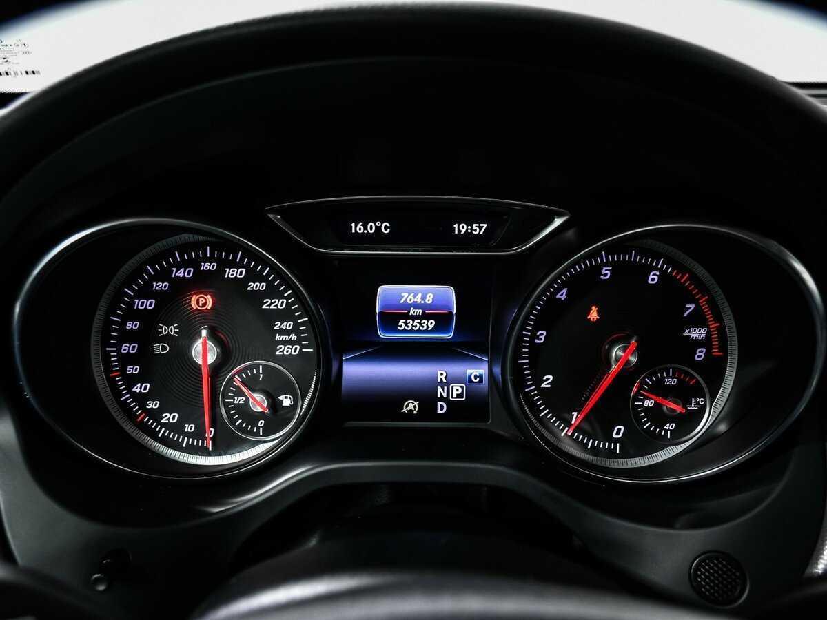 Б/У Мерседес-Бенц ГЛА 2018 года. Фото: #9