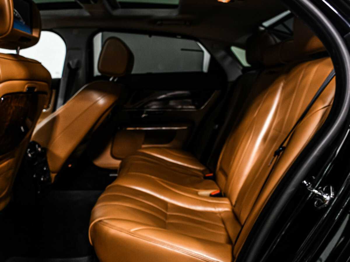 Б/У Ягуар ИксДжи 2010 года. Фото: #12