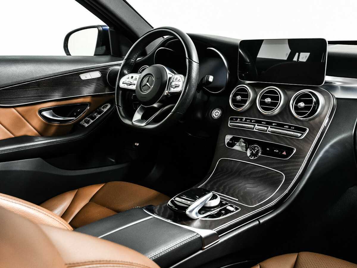 Б/У Мерседес-Бенц Ц-Класс 2019 года. Фото: #8