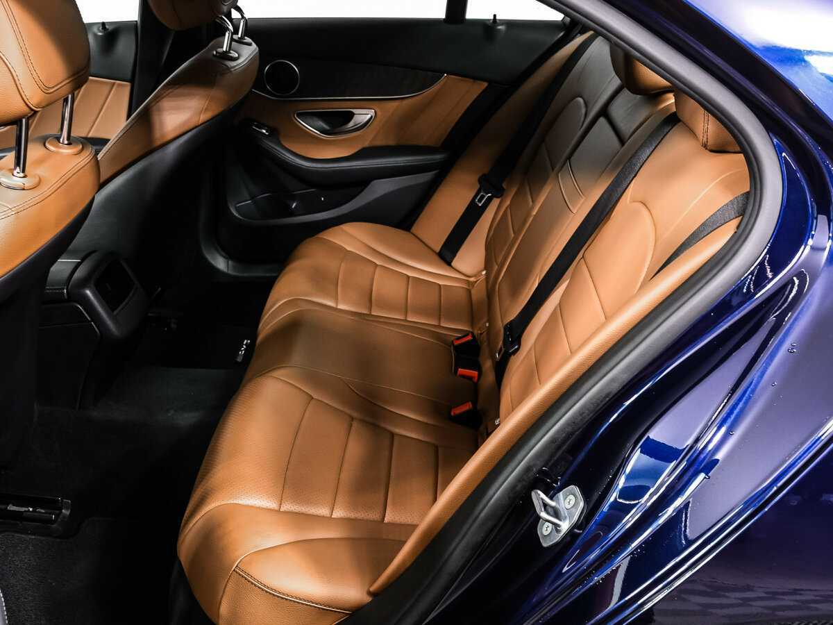 Б/У Мерседес-Бенц Ц-Класс 2019 года. Фото: #12