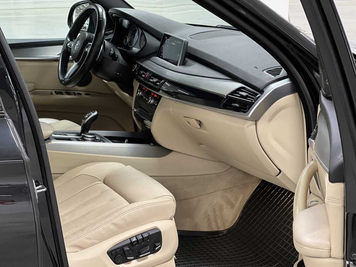 Б/У БМВ Икс5 2016 года. Фото: #10