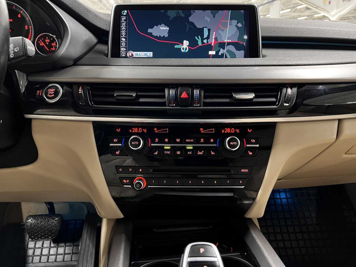 Б/У БМВ Икс5 2016 года. Фото: #14