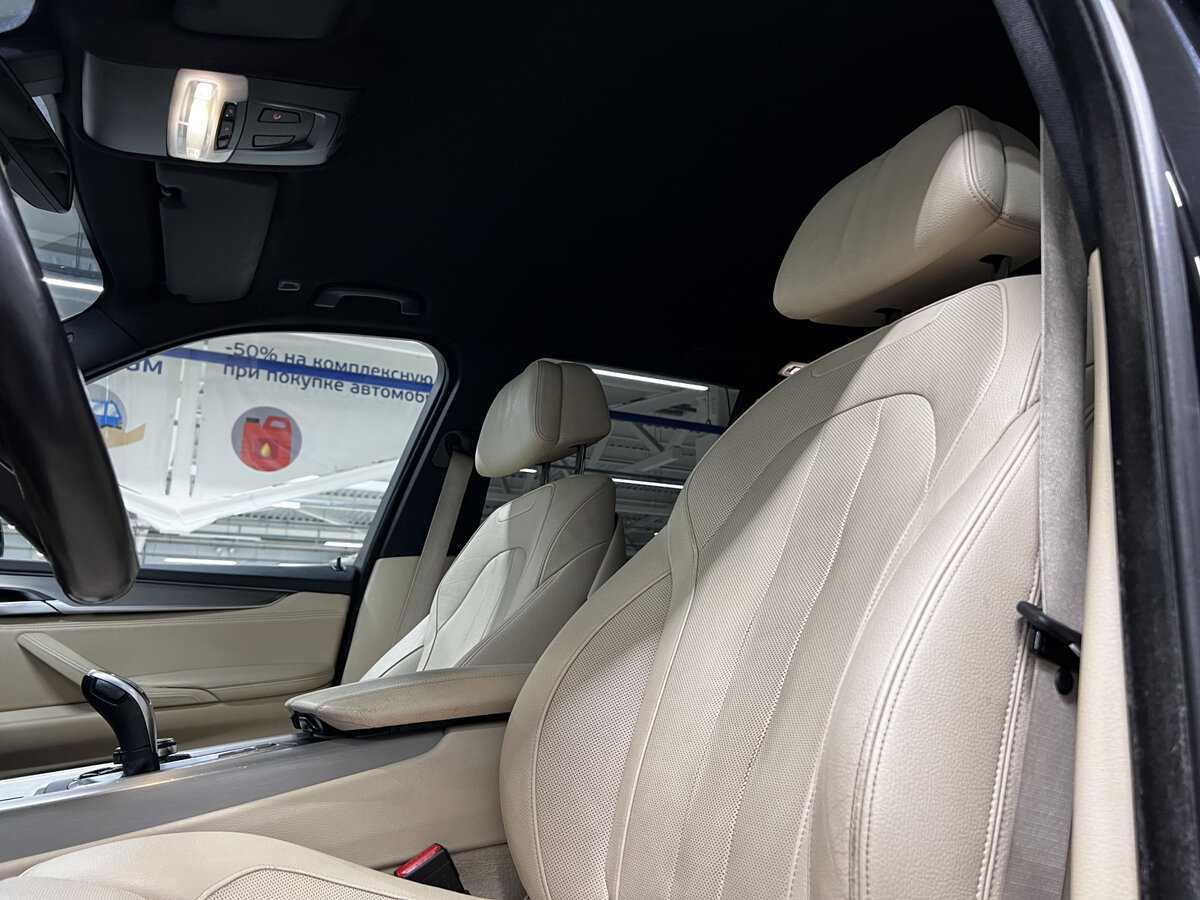 Б/У БМВ Икс5 2016 года. Фото: #18