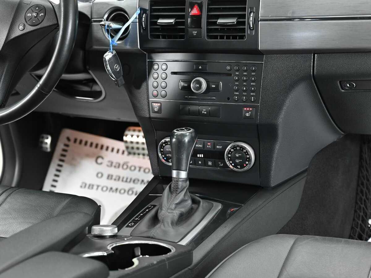 Б/У Мерседес-Бенц ГЛК-Класс 2009 года. Фото: #7