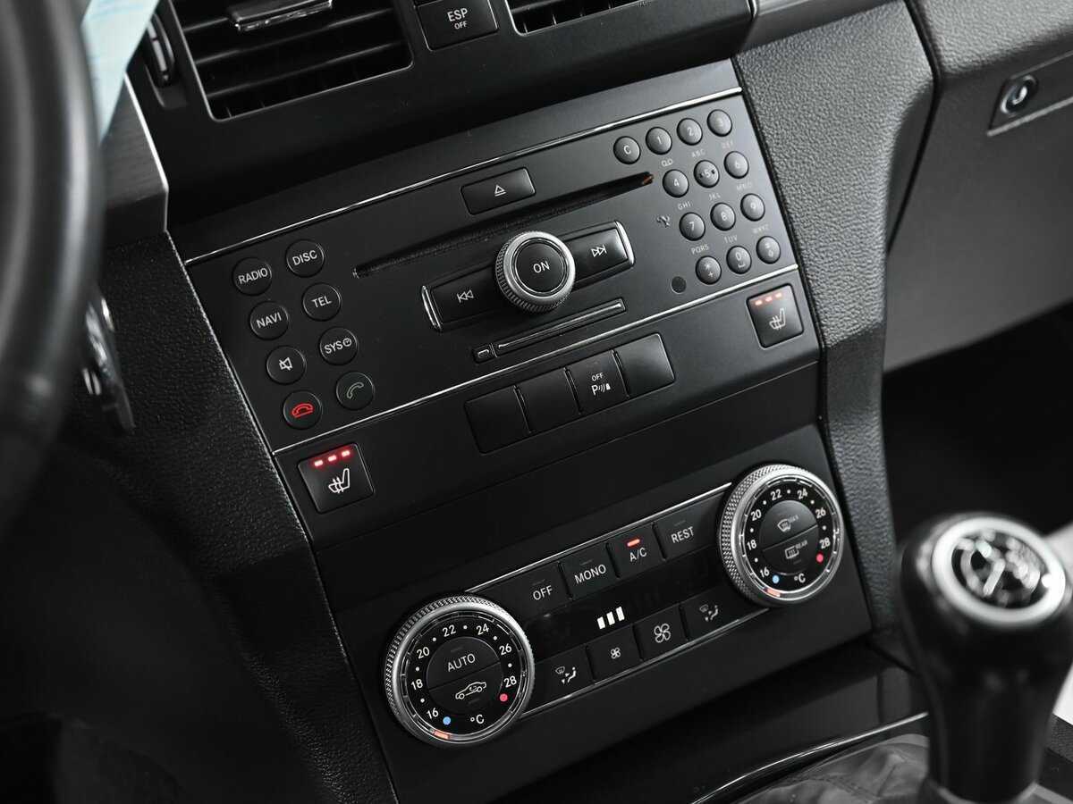 Б/У Мерседес-Бенц ГЛК-Класс 2009 года. Фото: #8