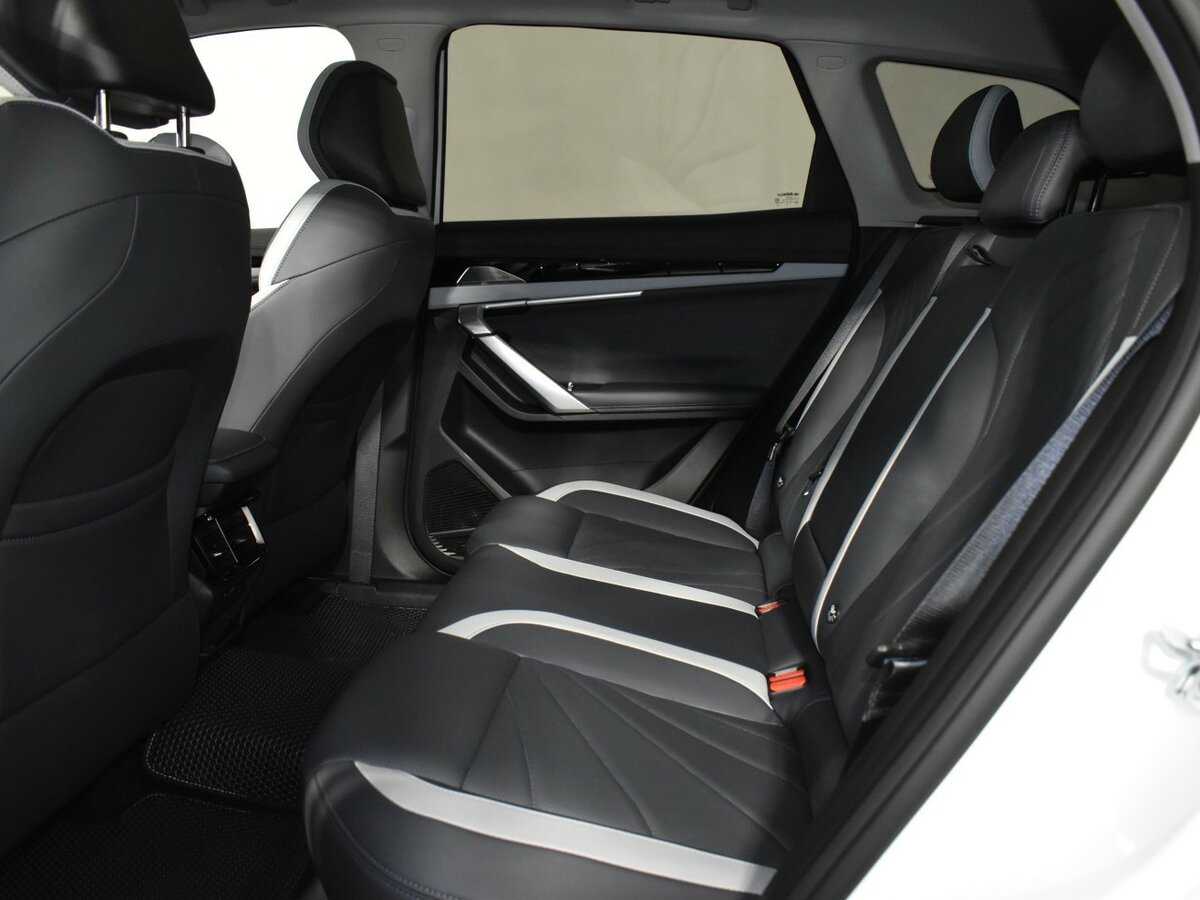 Б/У Джили Атлас 2024 года. Фото: #21