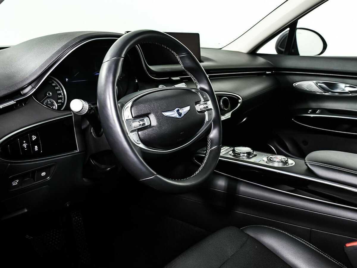 Б/У Генезис ГВ70 2021 года. Фото: #11