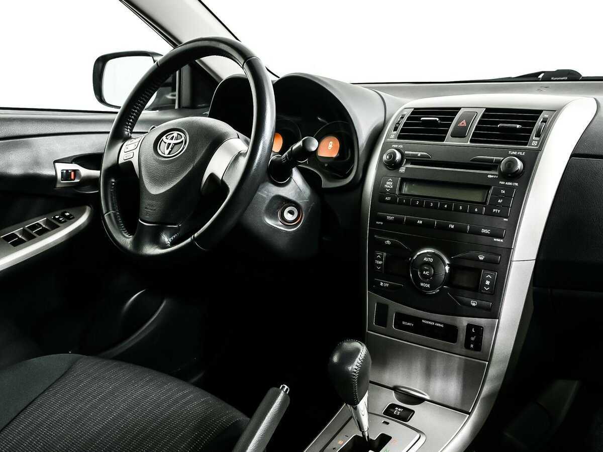 Б/У Тойота Королла 2008 года. Фото: #8