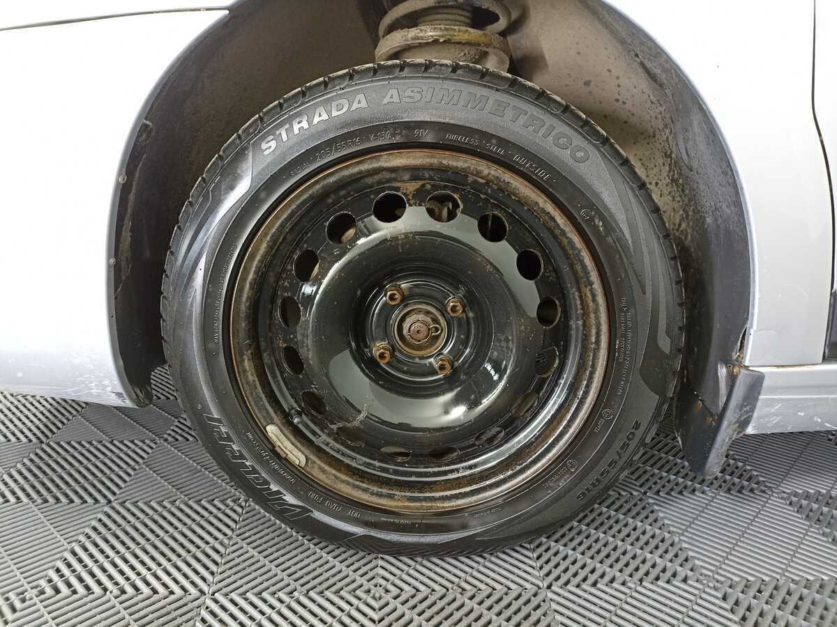 Б/У Ситроен Ц4 2010 года. Фото: #17