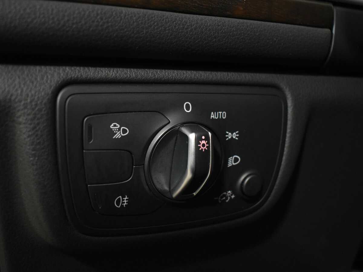 Б/У Ауди А6 2016 года. Фото: #17