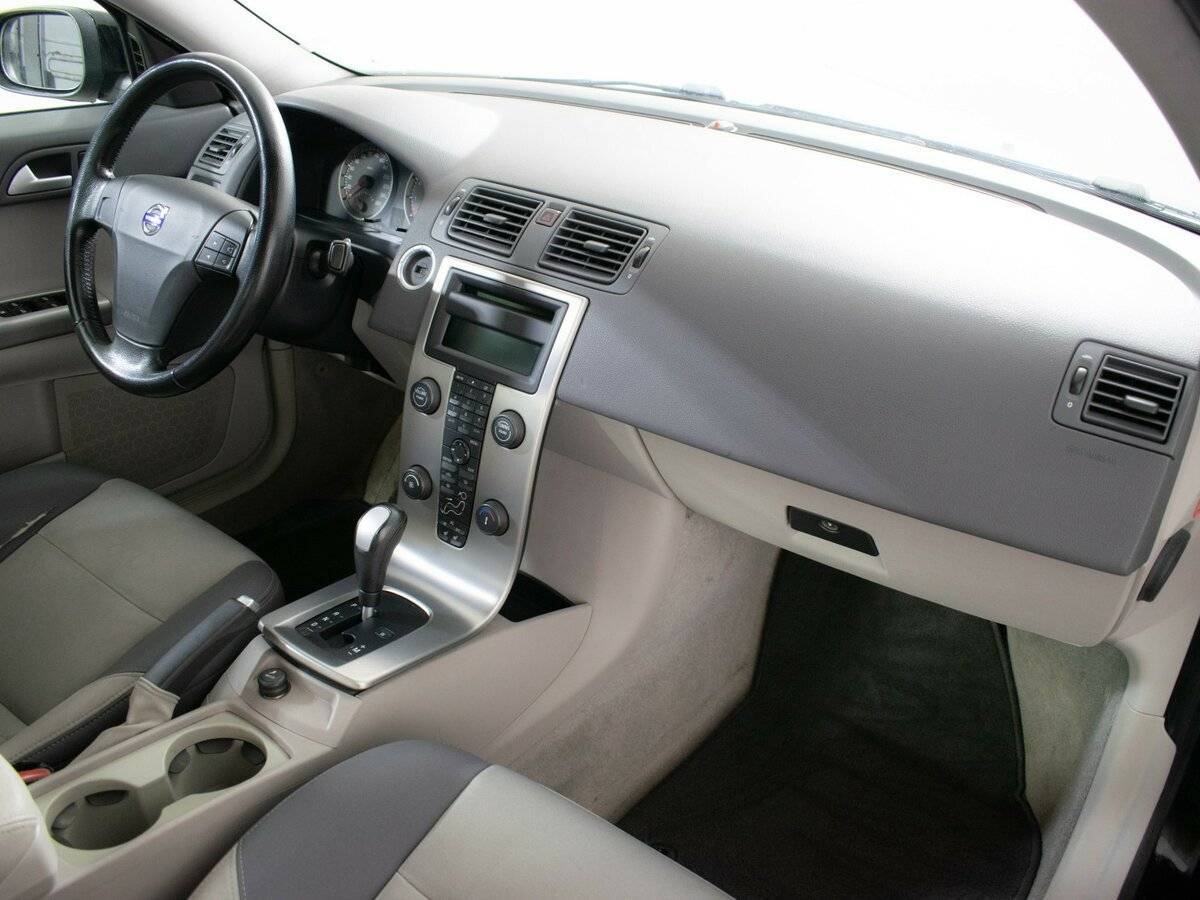 Б/У Вольво С40 2007 года. Фото: #6