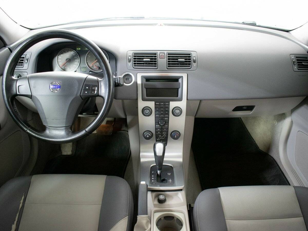 Б/У Вольво С40 2007 года. Фото: #8