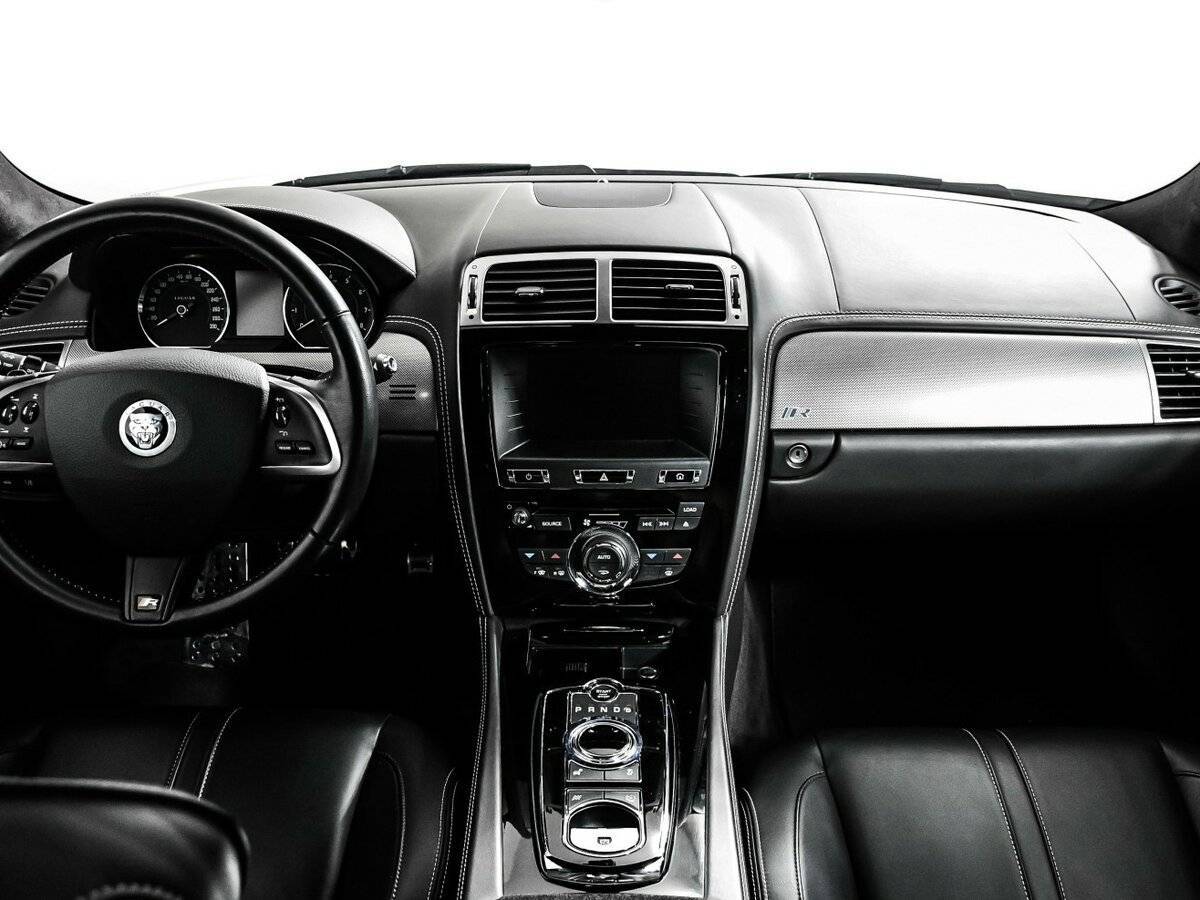 Б/У Ягуар XKR 2012 года. Фото: #9