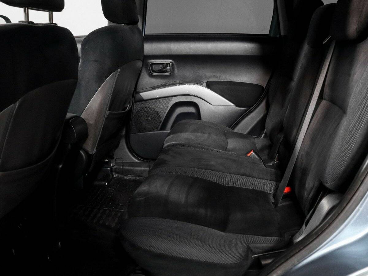 Б/У Митсубиши Оутлэндер 2007 года. Фото: #6